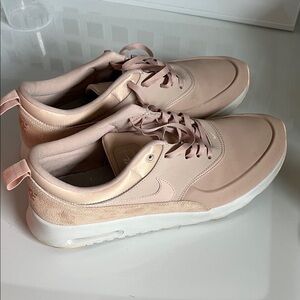 Nike Air Max SC
 Women's Blush Sneakers